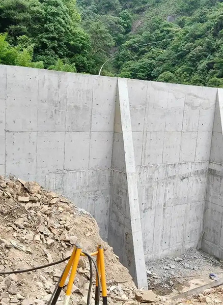 合肥包河区重力式挡土墙